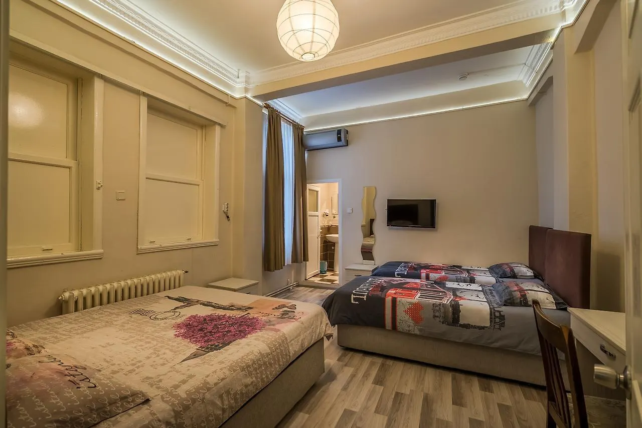 איסטמבול Erenler Hotel & Hostel 2*,  טורקיה