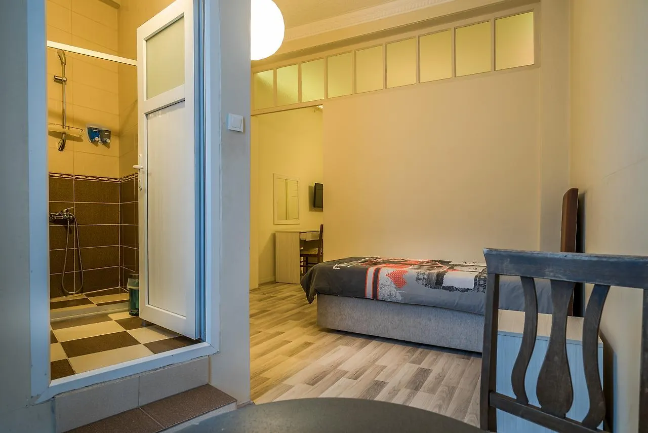 Erenler Hotel & Hostel 2*, Istanbul